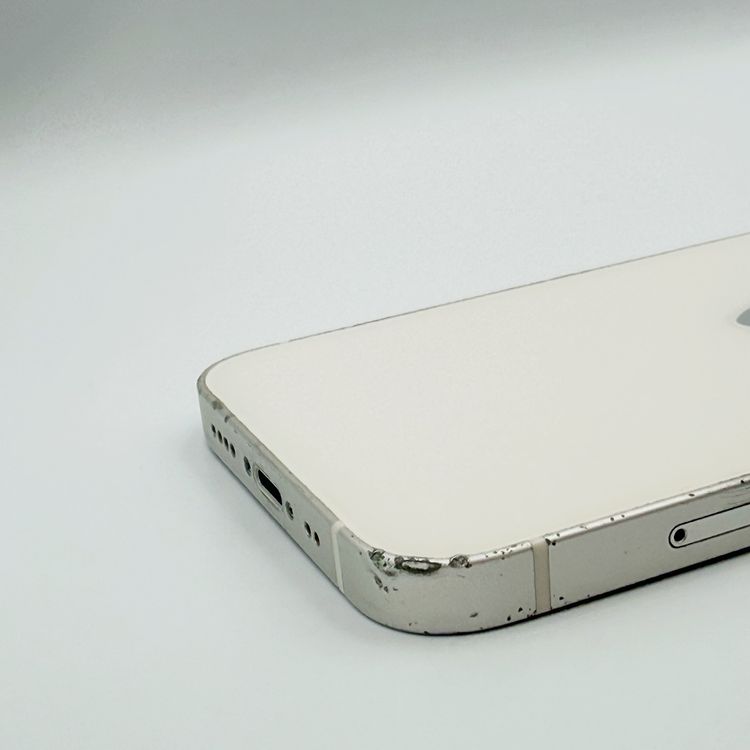 �ڥХåƥ꡼75���iPhone 12 mini 128GB �ۥ磻�ȡ�au