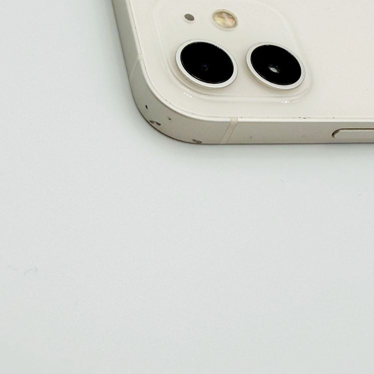 �ڥХåƥ꡼74���iPhone 12 64GB �ۥ磻�ȡ�au