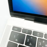 MacBook Pro (13-inch, Corei5, 2017) 8GB 256GB