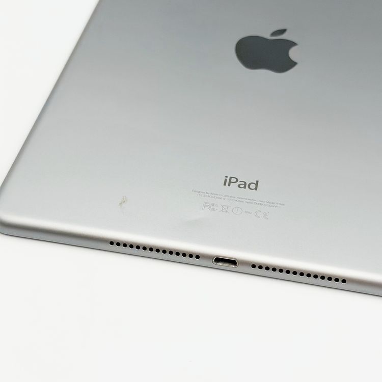 �ڥХåƥ꡼94���iPad Air 2 Wi-Fi��64GB������С�