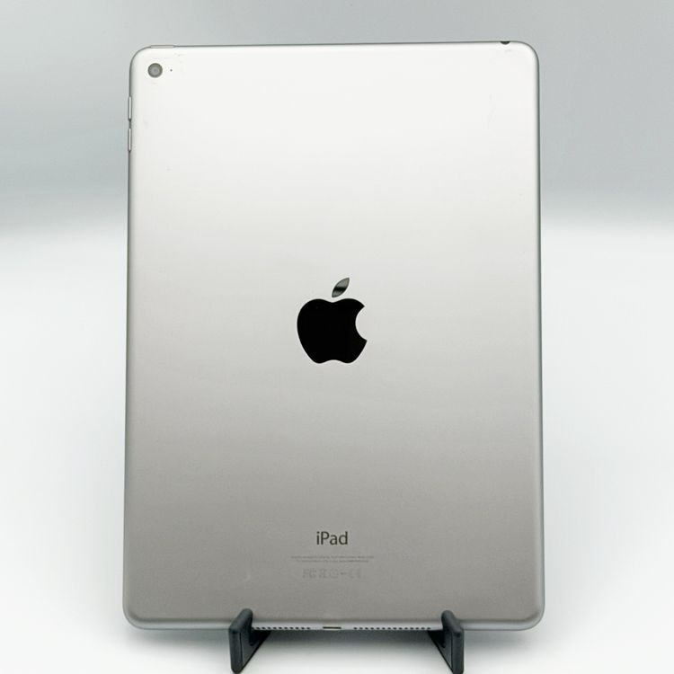 �ڥХåƥ꡼97���iPad Air 2 Wi-Fi��64GB������С�