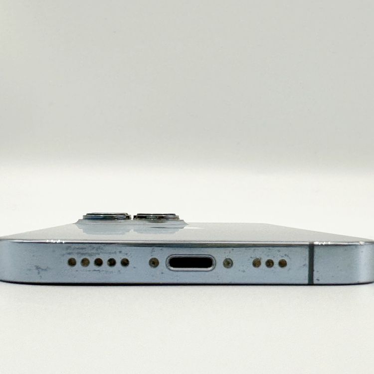 �ڥХåƥ꡼74���iPhone 13 Pro��1TB���֥롼��au