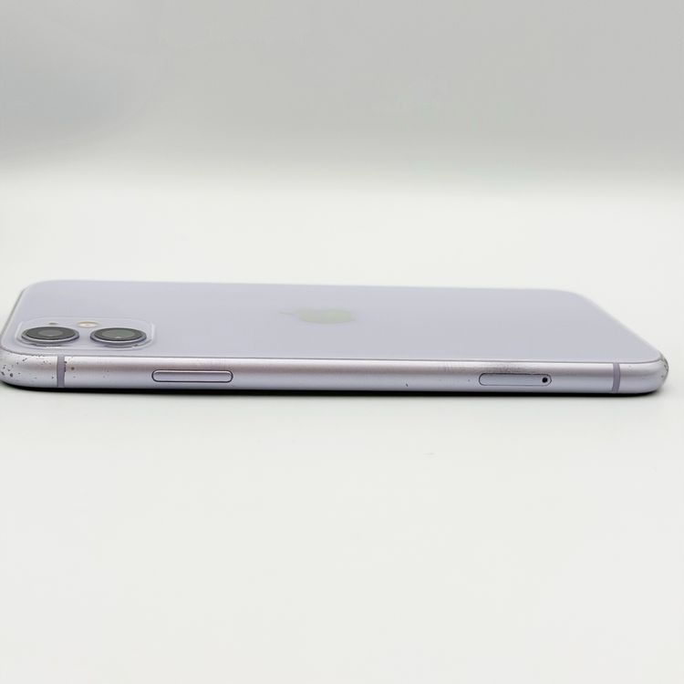 �ڥХåƥ꡼66���iPhone 11 64GB �ѡ��ץ롡au