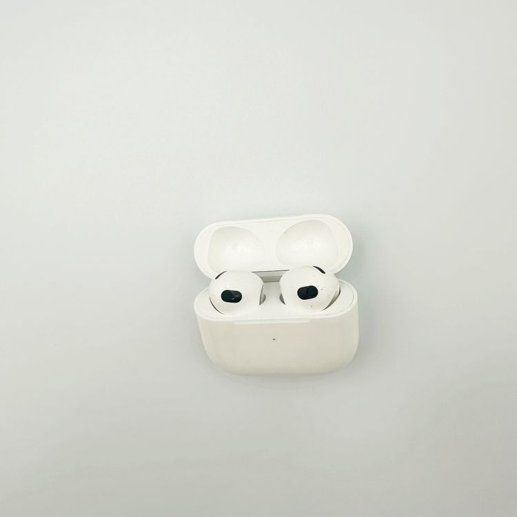 AirPods ��3���� �ۥ磻�� MME73J/A