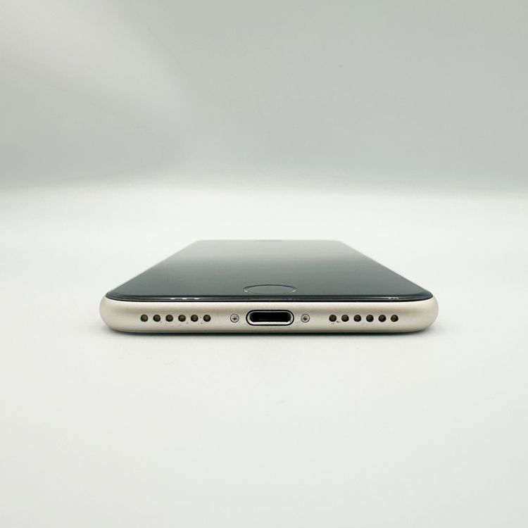 �ڥХåƥ꡼86���iPhoneSE ��3���� 64GB �������饤�ȡ�docomo