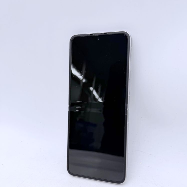 【ジャンク】Galaxy Z Flip6 512GB シルバーシャドウ SM-F741Q