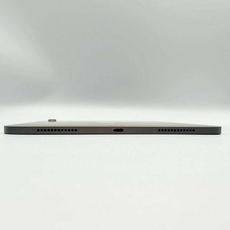 �ڥХåƥ꡼84���iPad Air ��4���塡256GB��WiFi��ǥ�