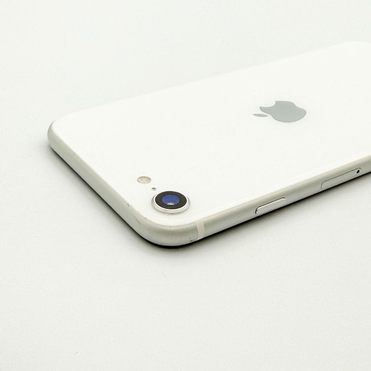 �ڥХåƥ꡼83���iPhone SE (��2����)��64GB	White��docomo