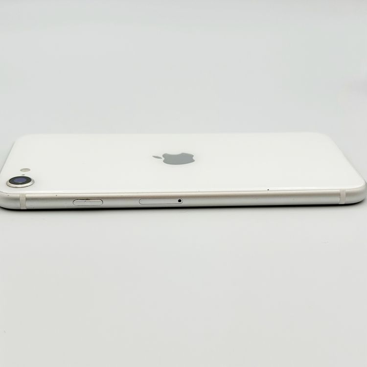 �ڥХåƥ꡼93��� iPhone SE ��2���� 64GB �ۥ磻�ȡ�SoftBank