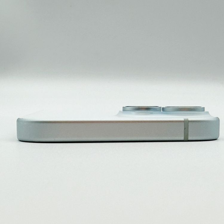 �ڥХåƥ꡼83���iPhone 15 256GB SIM�ե꡼