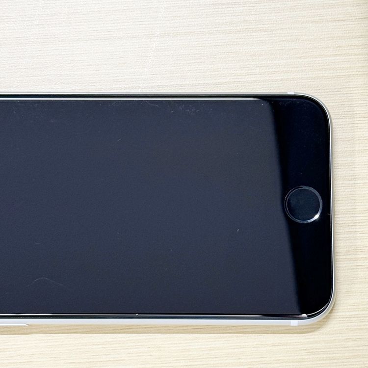 �ڥХåƥ꡼84���iPhone SE (��2����)��64GB	White��docomo