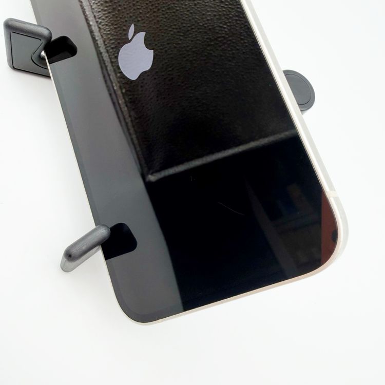 �ڥХåƥ꡼86���iPhone 14 128GB �������饤�ȡ�docomo
