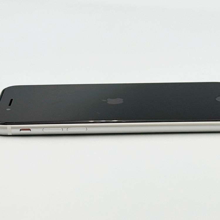 �ڥХåƥ꡼93%��iPhone SE (��2����)��64GB	White��docomo