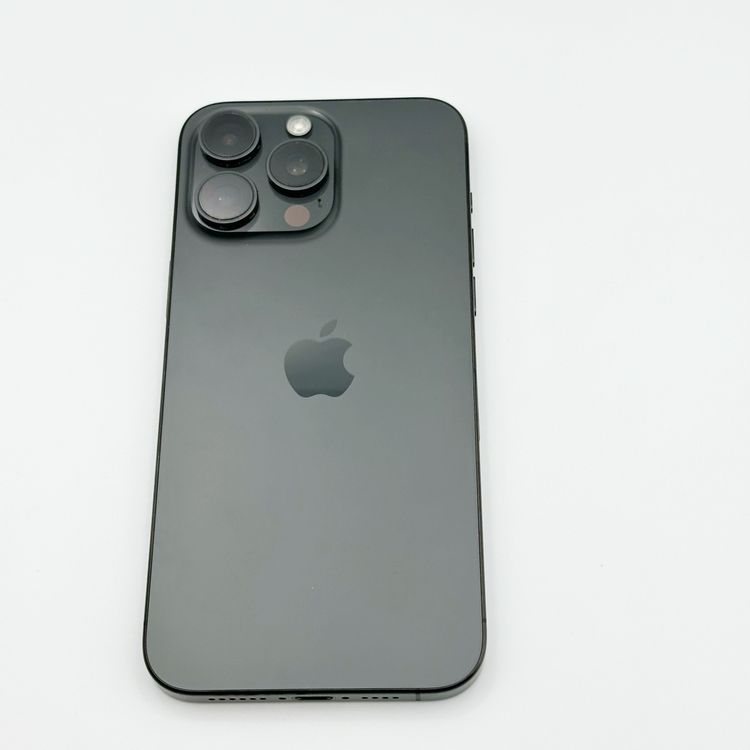 �ڥХåƥ꡼84���iPhone 15 Pro Max 256GB �֥�å���au