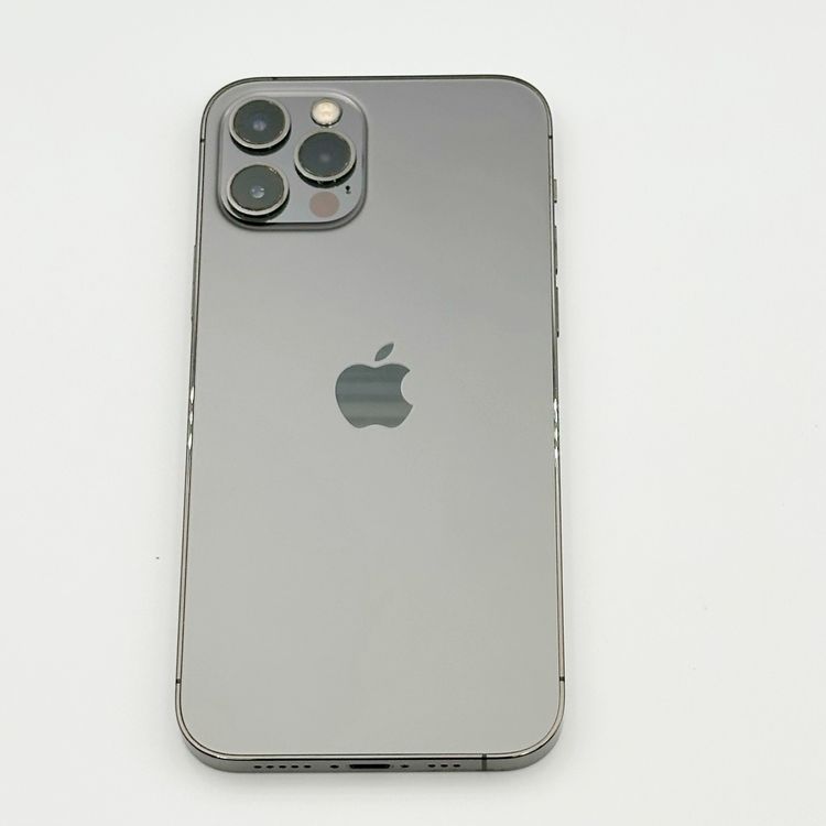 �ڥХåƥ꡼77���iPhone 12 Pro��256GB	Graphite	docomo