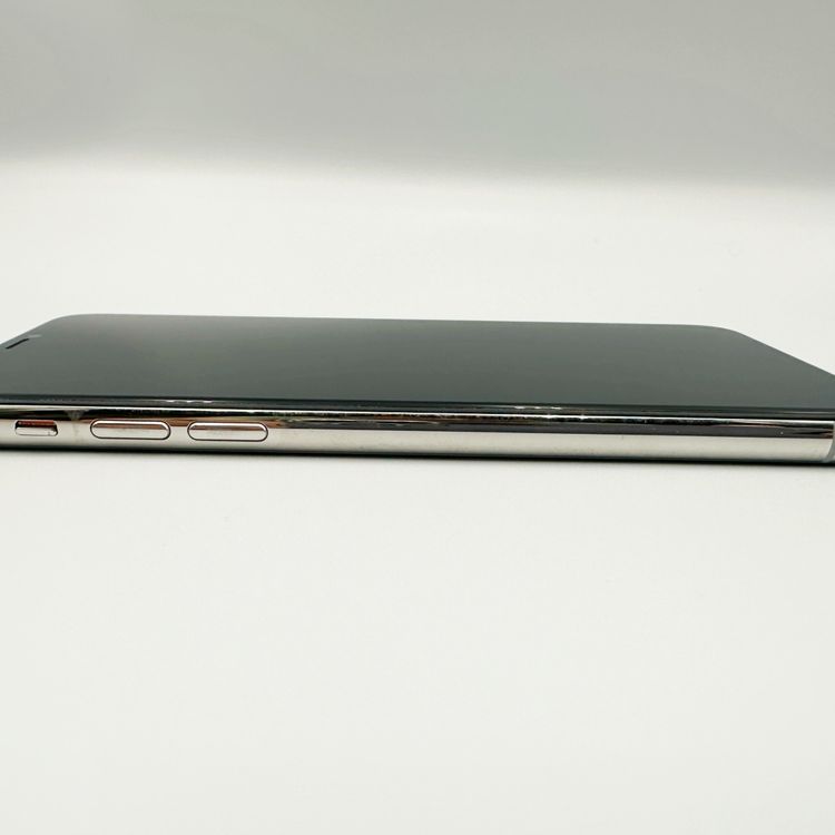 �ڥХåƥ꡼100���iPhoneX 256GB������С���au��SIM�ե꡼