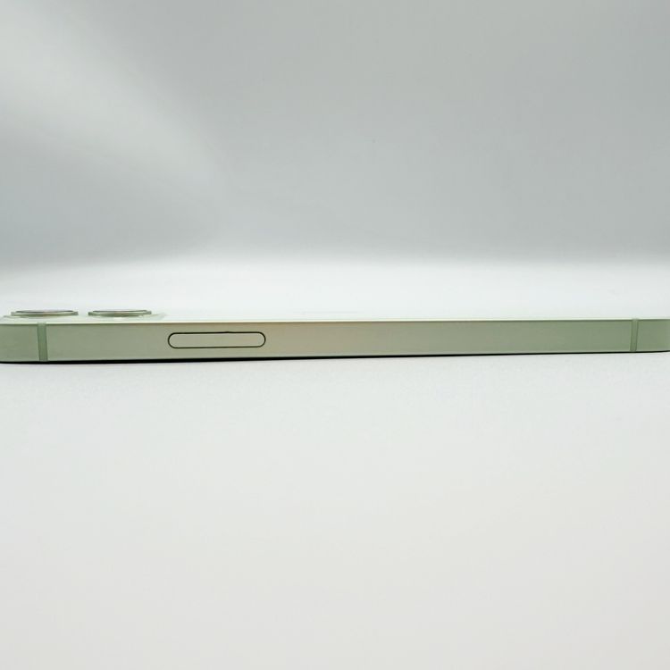 �ڥХåƥ꡼78���iPhone 12 128GB ���꡼��au