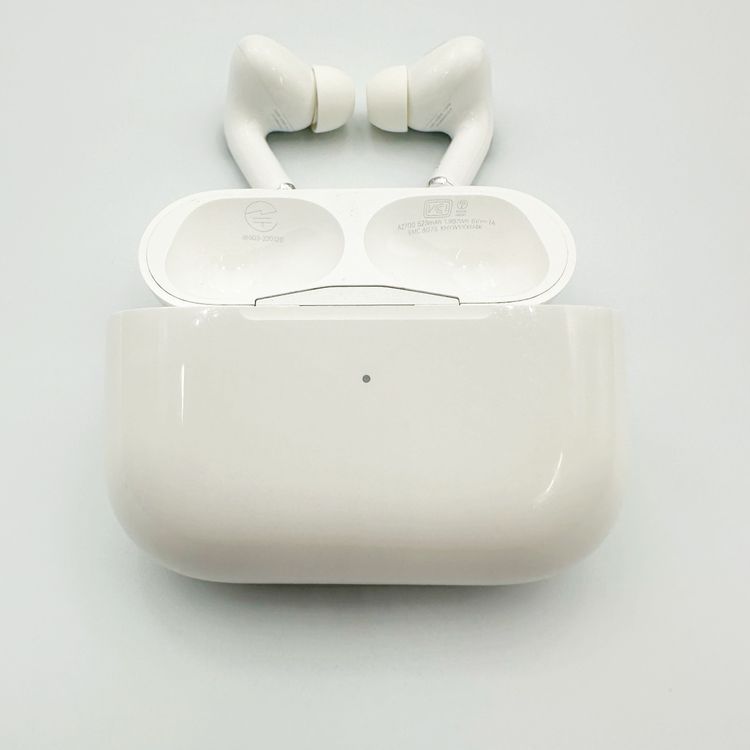 AirPods Pro ��2���� lightning��ǥ� �ۥ磻��