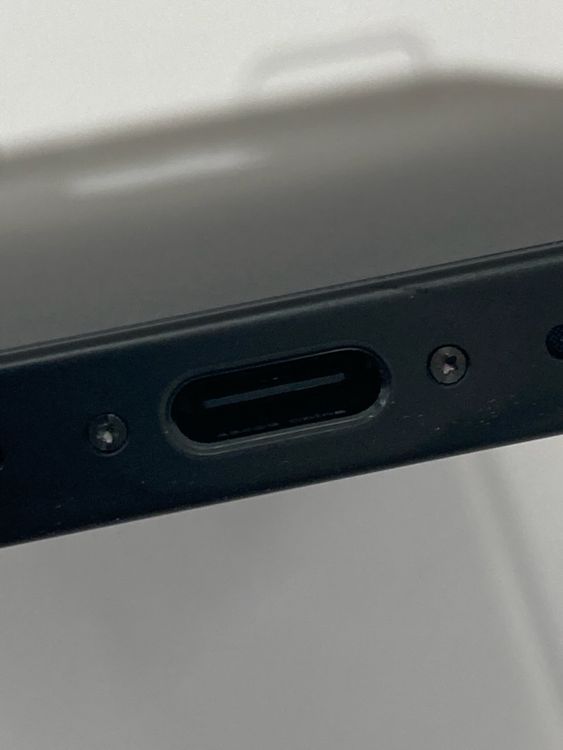 ������100���iPhone16e 128GB