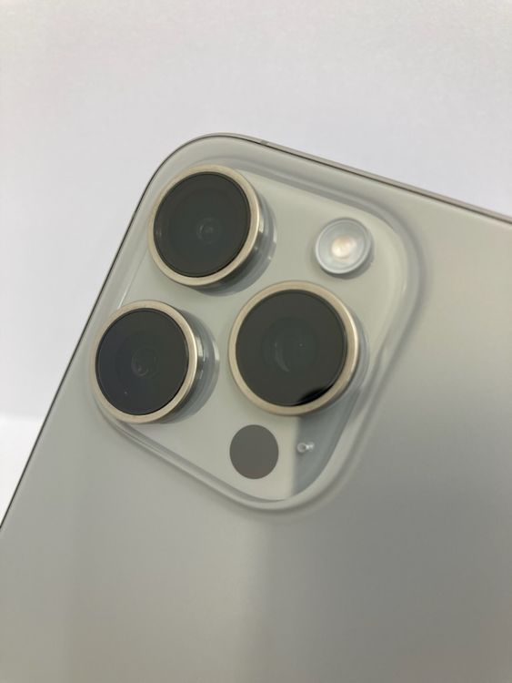 100iPhone15 Pro Max 256GB