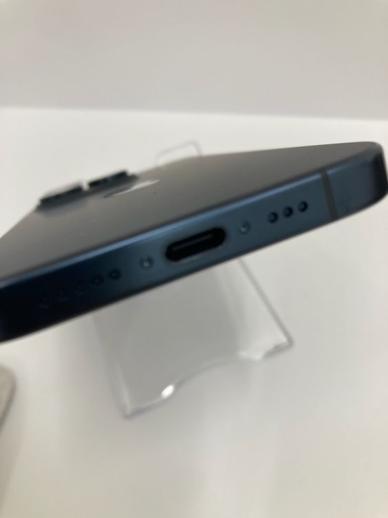 100iPhone15 Pro 128GB
