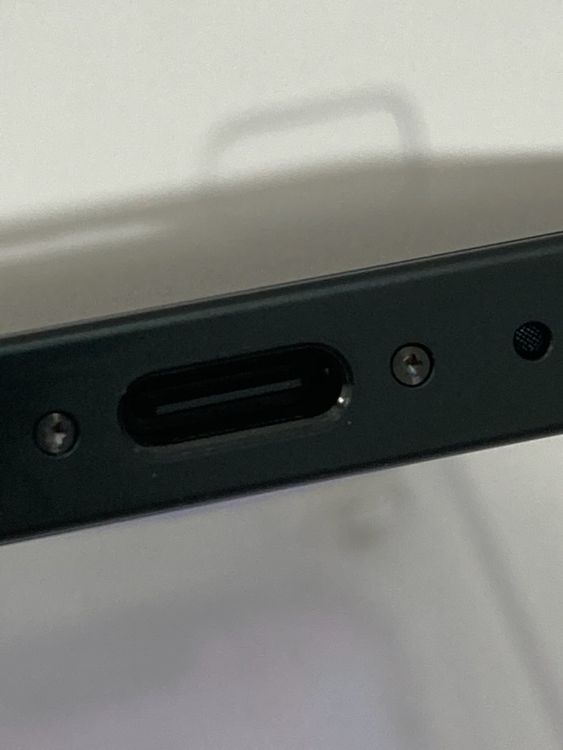 ������100���iPhone16e��128GB