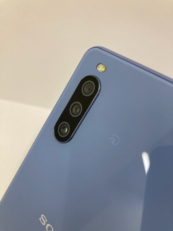Xperia 10 III