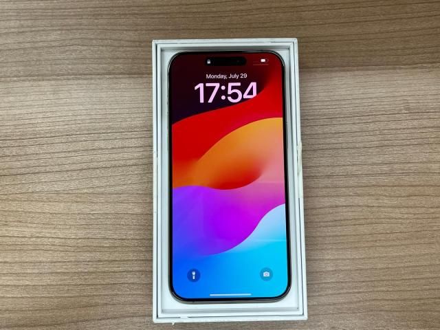 ムスビー｜【美品】iPhone 15 Pro Max 512GB ナチュラルチタニウム 