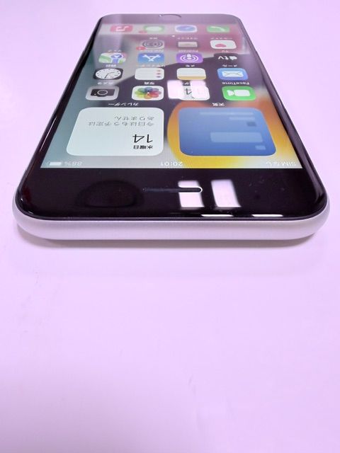 Ķ���� ̤������ iPhoneSE ��2���� 64GB �ۥ磻��
