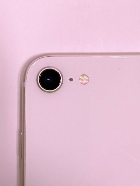 iPhoneSE3 64GB �������饤��