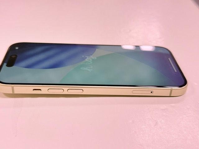 �ڥХåƥ꡼83%��iPhone��15��128GB������������SIM�ե꡼