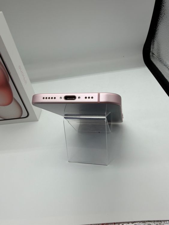 �ڶ����ʡ� iPhone15 128GB �ԥ� BT84% ��°�ʴ�����