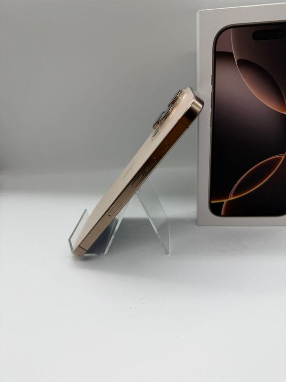 �ڶ����ʡ�iPhone16Pro x256GB �ʥ���������˥��� ������SIM�ե꡼ ��°�ʴ���