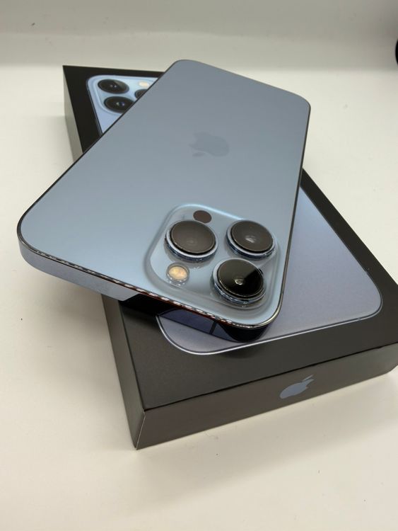 ����°�ʴ�����iPhone13ProMax 256GB  �Хåƥ꡼78�� SIM�ե꡼ü����