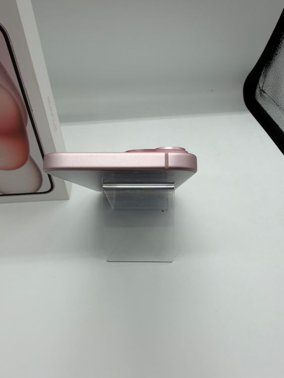 �ڶ����ʡ� iPhone15 128GB �ԥ� BT84% ��°�ʴ�����