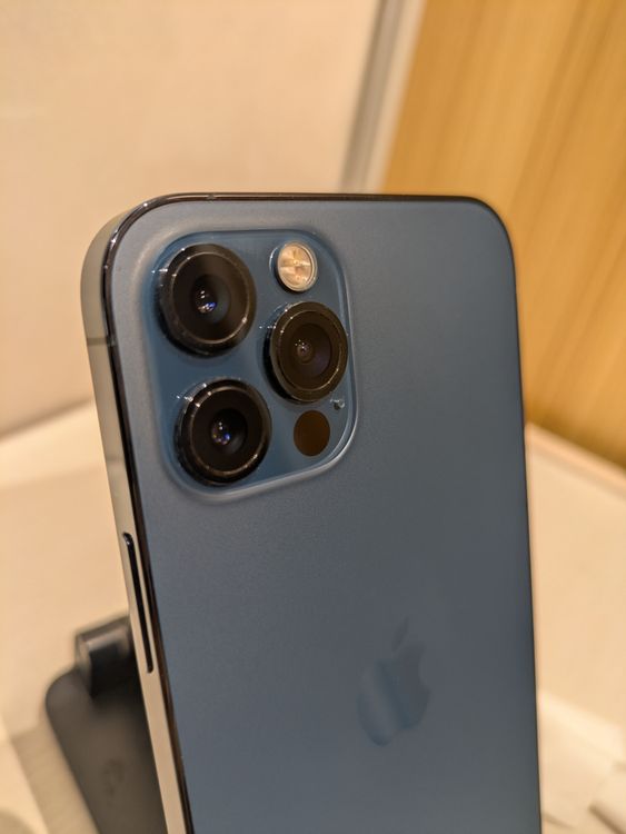 �ڽ���Ź�����ѡ�iPhone12 Pro 128GB �ѥ��ե��å��֥롼