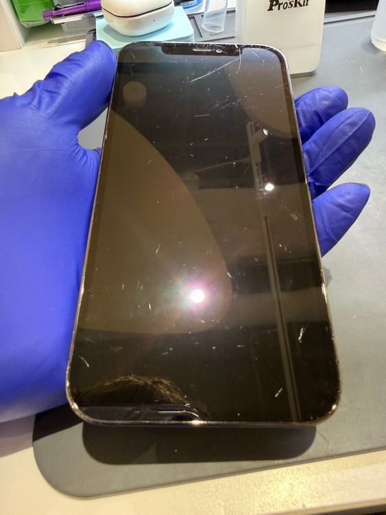 �ڽ���Ź�����ѡ�iPhone12Pro 256GB ����ե����� SIM���å������