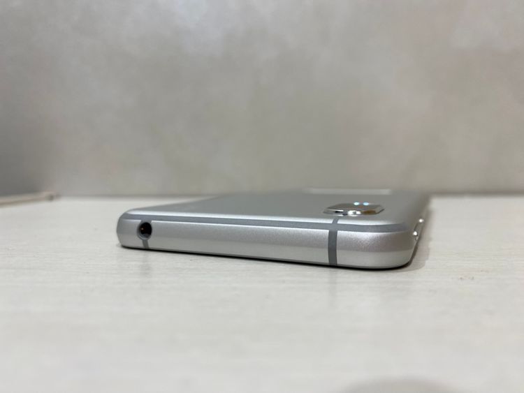 �ڽ���Ź���ݺѡ�AQUOSsense3 basic/����С�