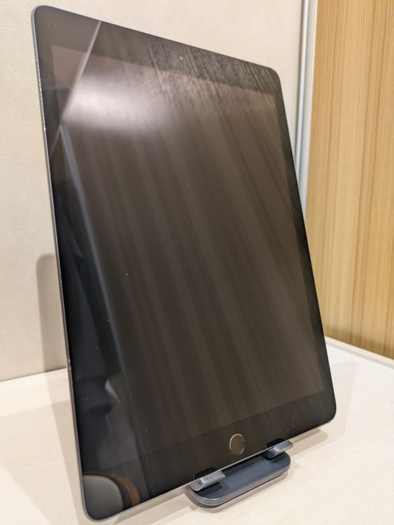 �ڽ���Ź���ݺѡ�iPad ��8���� Wi-Fi��ǥ�  32GB ���졼