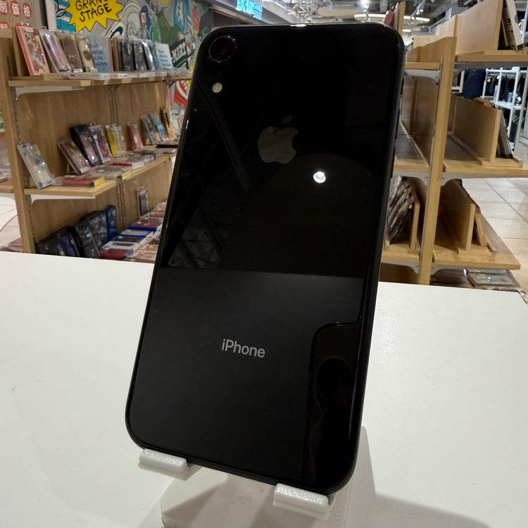 �ڽ���Ź���ݺѡ�iPhoneXR 64GB �֥�å� SIM���å��ʤ� �Хåƥ꡼82��