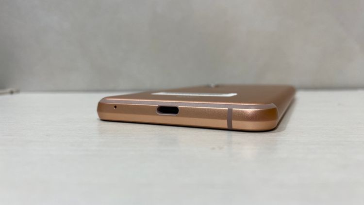 �ڽ���Ź���ݺѡ�AQUOSsense3 basic/�饤�ȥ��åѡ�