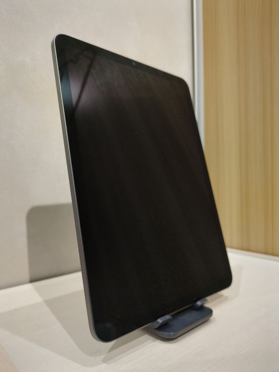 �ڽ���Ź���ݺѡ�iPad Air ��5���� Wi-Fi��ǥ� 64GB ���ڡ������졼