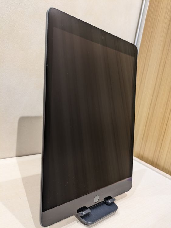 �ڽ���Ź���ݺѡ�iPad ��9���� Wi-Fi��ǥ�  64GB ���졼 B���