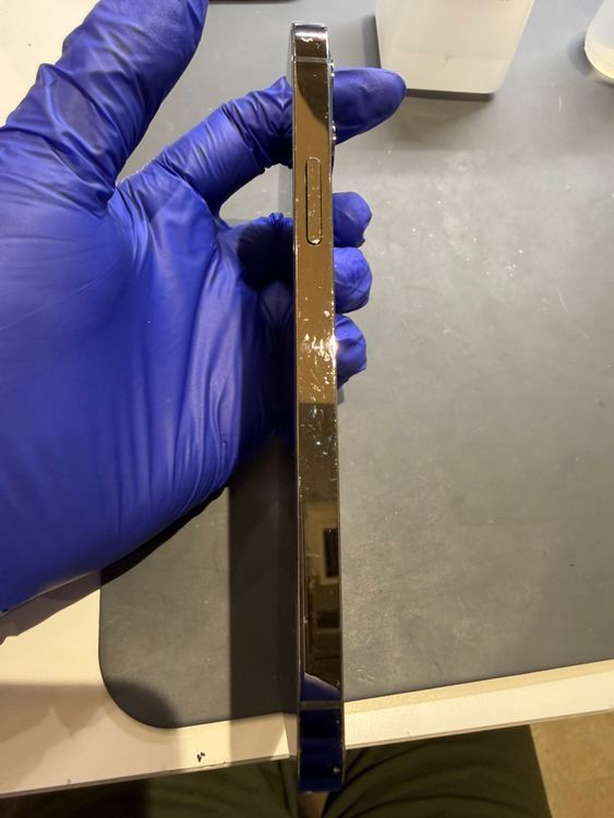 �ڽ���Ź�����ѡ�iPhone12Pro 256GB ����ե����� SIM���å������