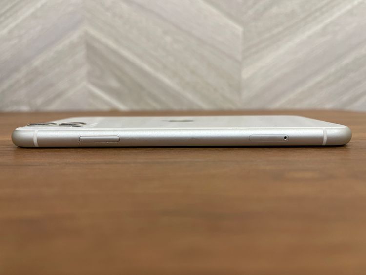 �ڽ���Ź�����ѡ�iPhone11 256GB �ۥ磻�� SIM���å�����Ѥ�