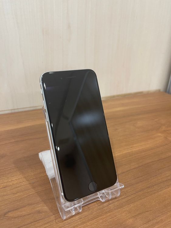 �ڽ���Ź�����ѡ�iPhoneSE����3����� 64GB �������饤�ȡ�SIM���å�����Ѥ�