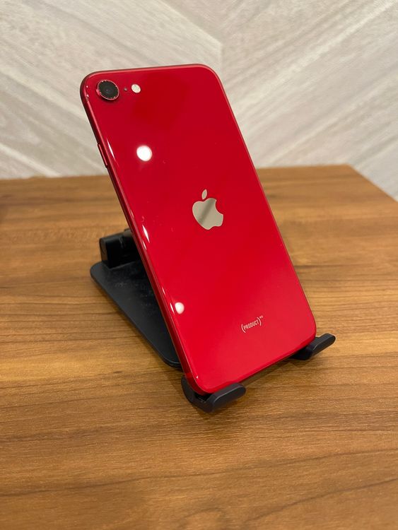 �ڽ���Ź�����ѡ�iPhoneSE2 64GB ��åɡ�SIM���å�����Ѥ�