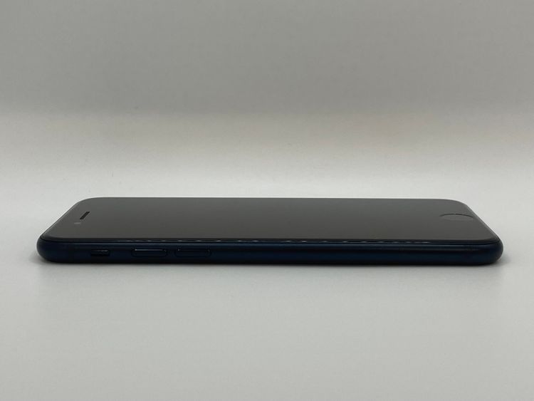 184�����ʡ����Ų��1���iPhone SE ��3���� 256GB /�����Хåƥ꡼100%