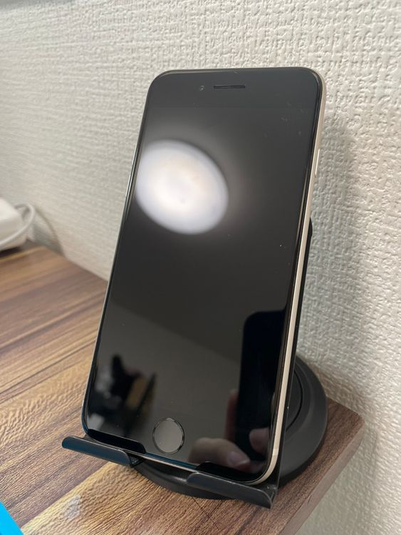 ��¨��ȯ����iPhoneSE(��3����) �������饤�� 64GB
