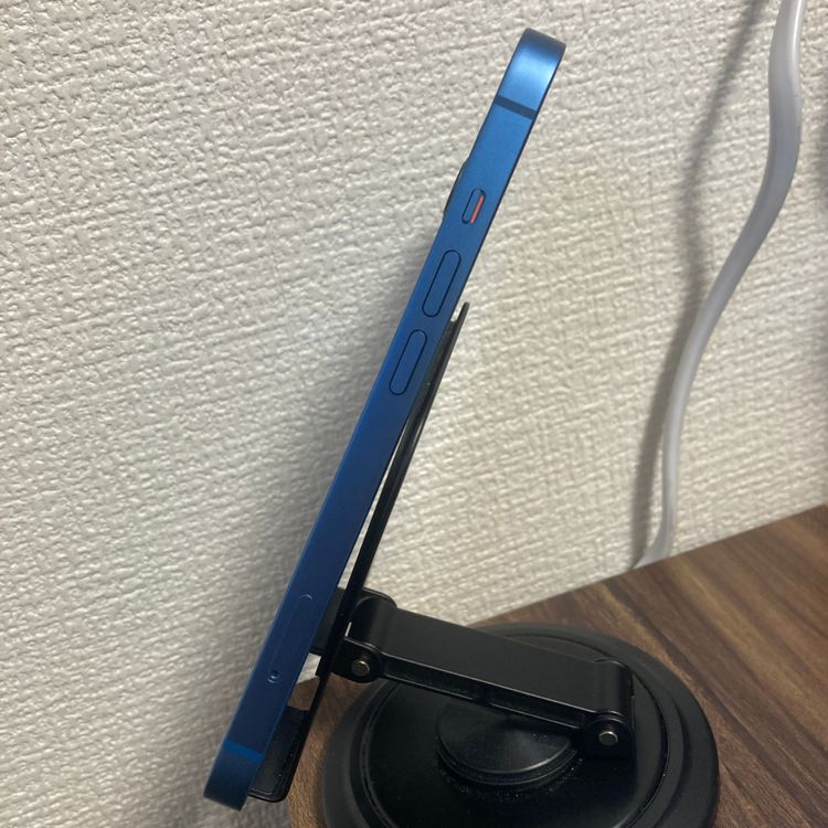 ڥХåƥ꡼100%iPhone13 ֥롼 128GB